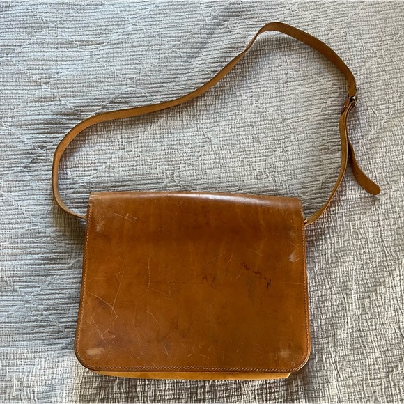 Large Vintage Leather Satchel Purse Shoulder Bag Oversized 70s Buckle Crossbody - Picture 9 of 10